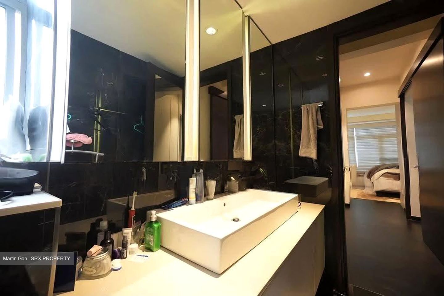 King's Road (D10), Terrace #618353261